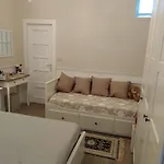 House Apartment *